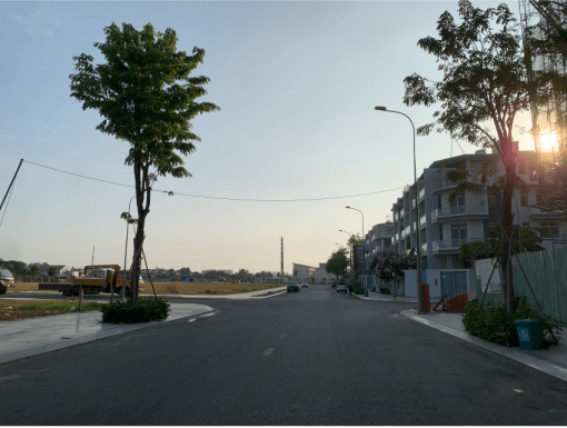 Nhà Vạn Phúc City – Block J- Hướng Đông Nam – Nhà Hoàn Thiện 5×20.5m