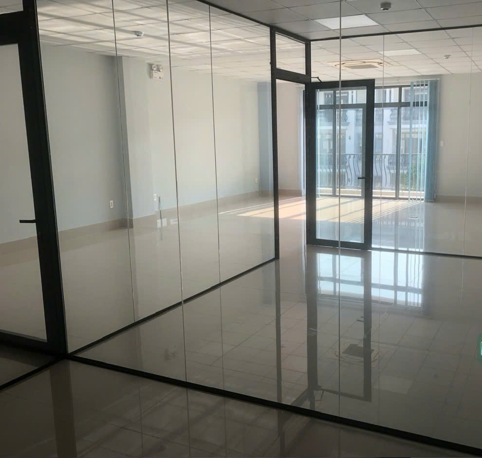 Cho thuê nhà mặt tiền 9m, kết hợp văn phòng